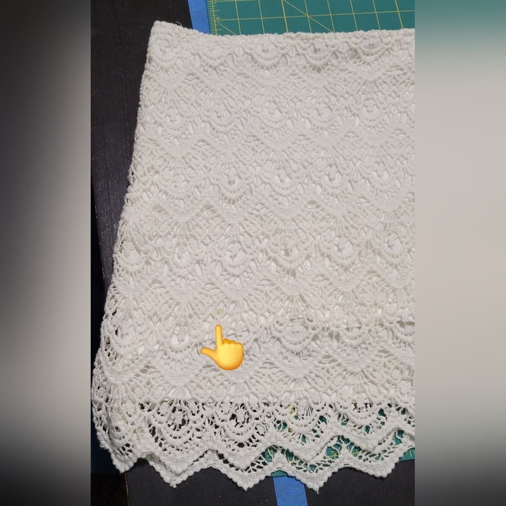 Forever 21 Lace Skirt - Picture 9 of 10